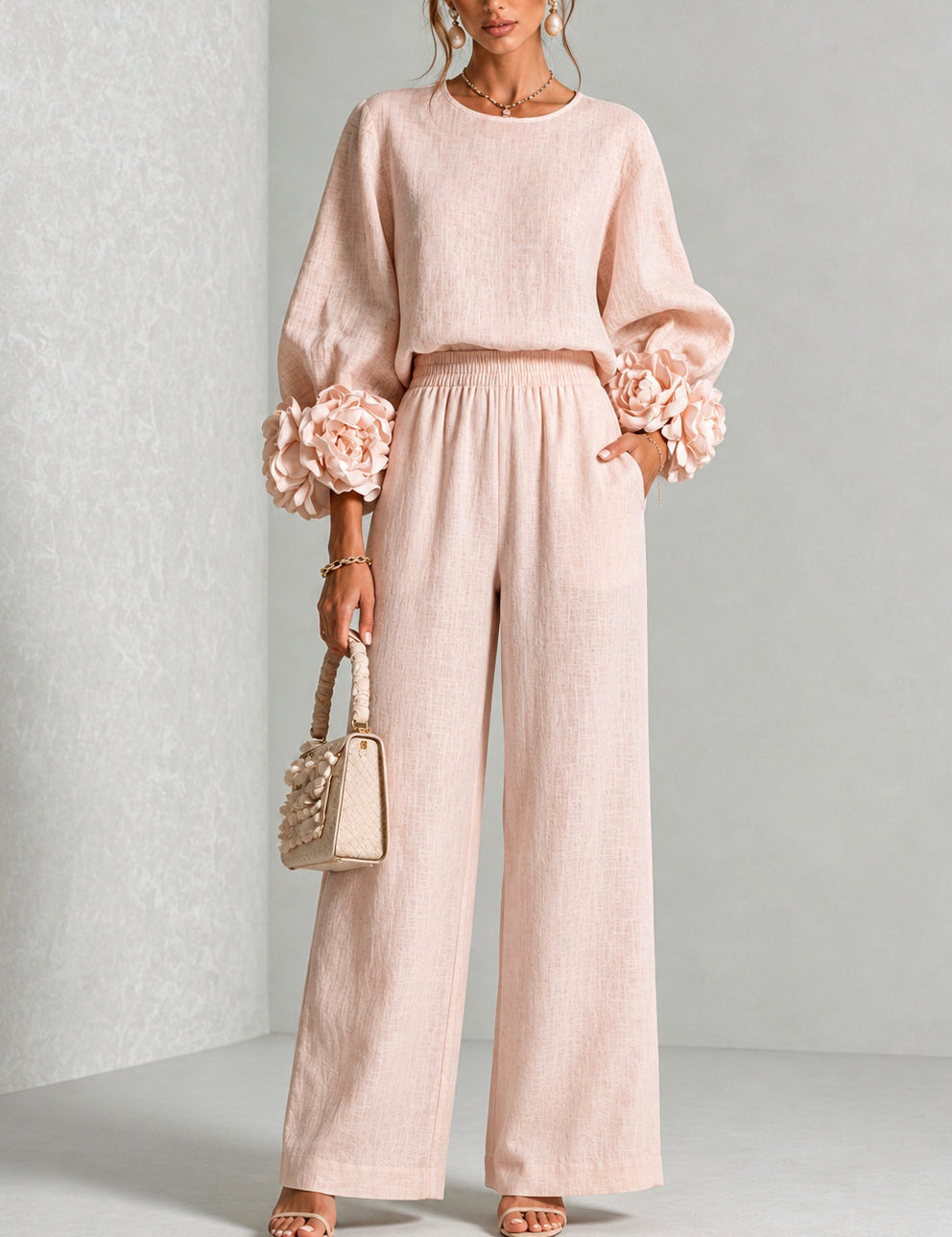 Giada | Completo Coordinato con Rose 3D ai Polsini